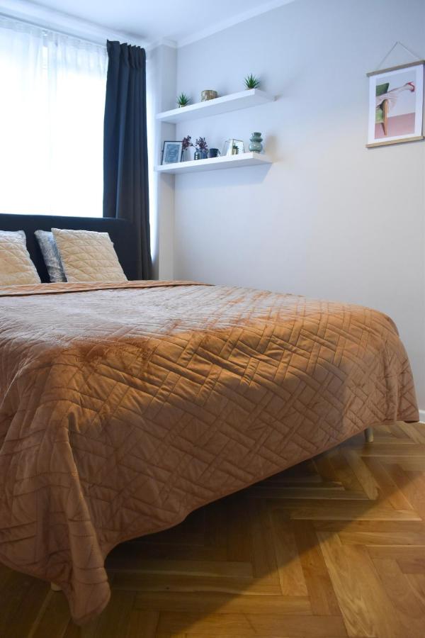Panska, Metro Onz Apartment วอร์ซอ ภายนอก รูปภาพ